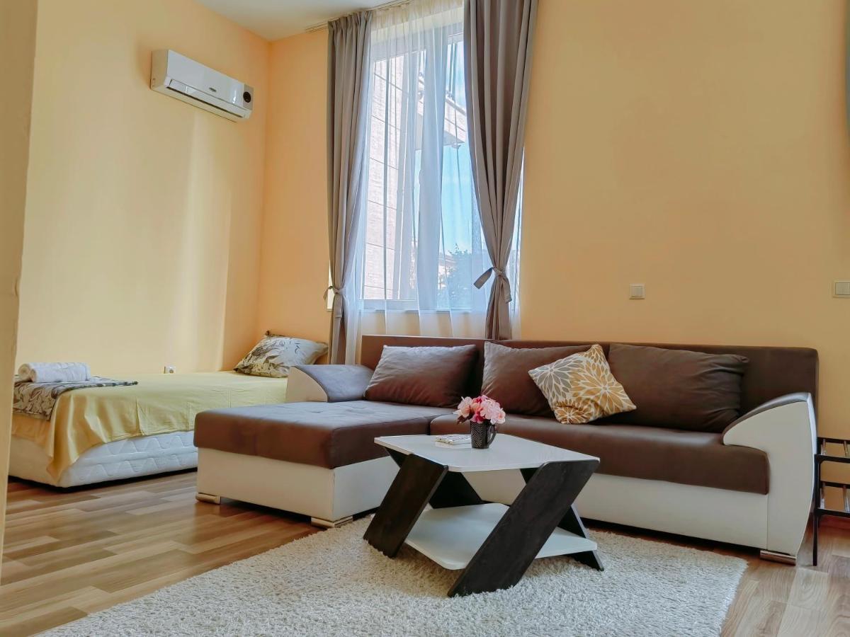 Pool Apartment Amadeus Lux 써니비치 외부 사진